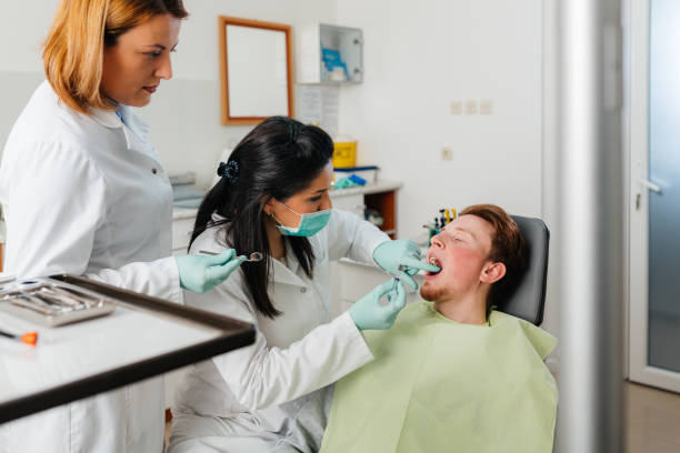 Best Emergency Root Canal Treatment in Newk, AR